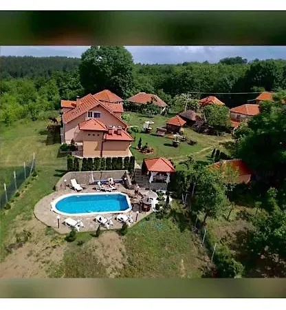 Brvnara Etno Selo Milanovic - Nonac Kursumlija