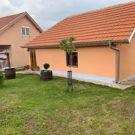 Etno Selo Milanovic - Nonac Chalet