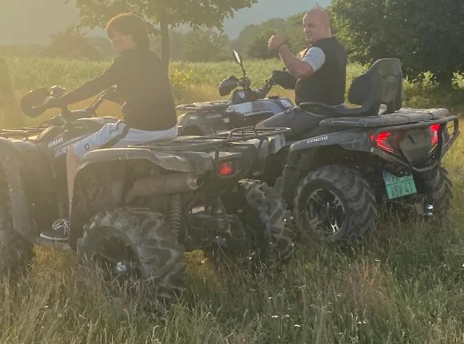 Etno Selo Milanovic - Nonac Chalet