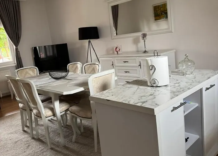 Etno Selo Milanovic - Nonac Alpehytte Kursumlija